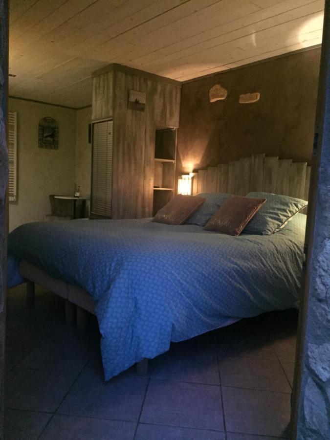 Chambre D'Hotes Des Oliviers La Roque-sur-Cèze Екстериор снимка