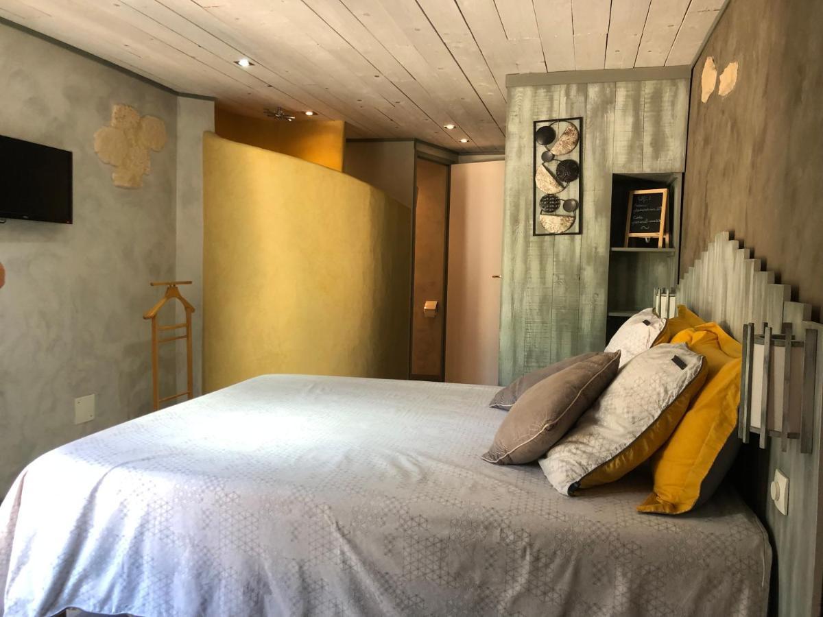 Chambre D'Hotes Des Oliviers La Roque-sur-Cèze Екстериор снимка